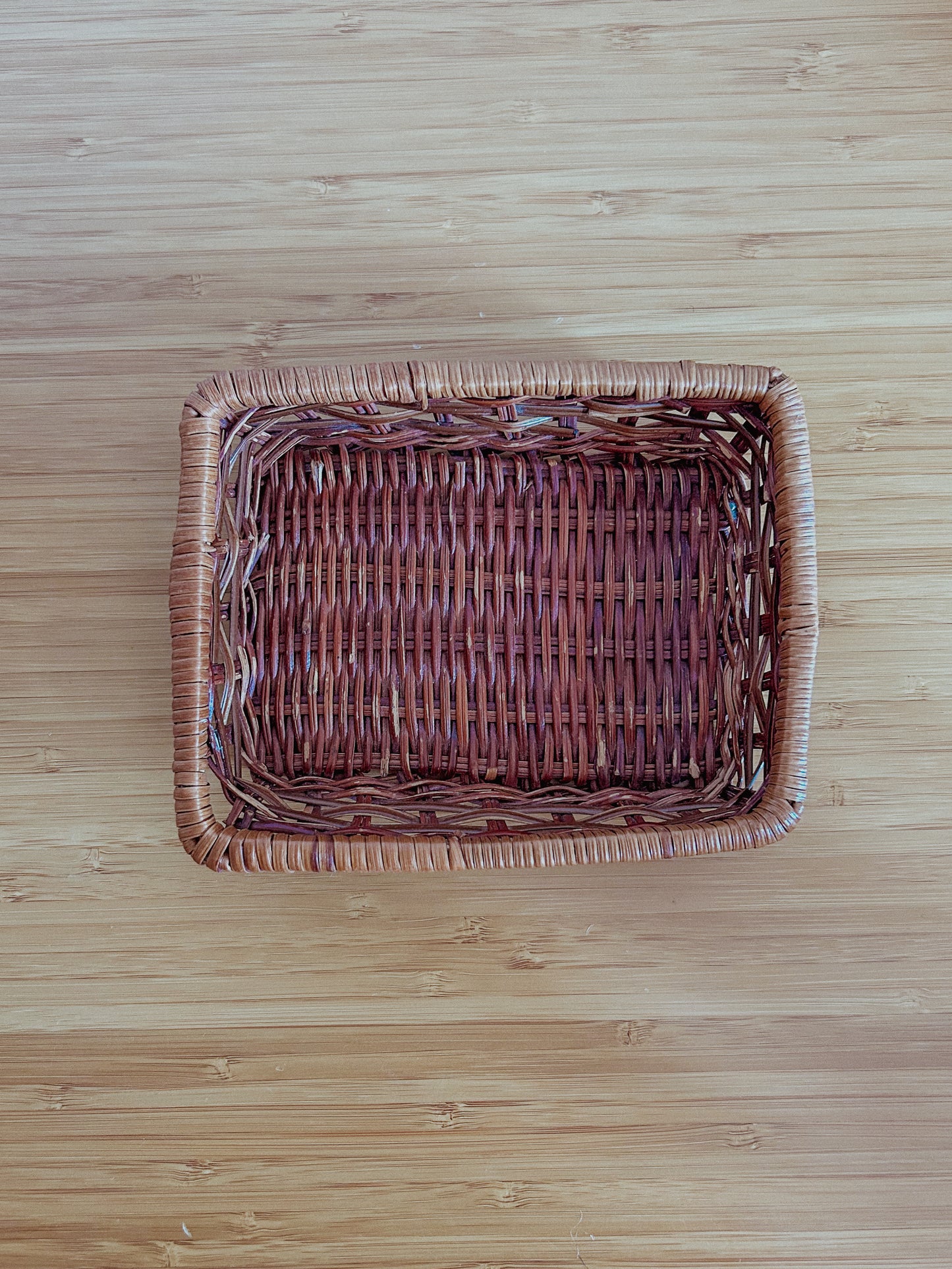 Woven tray